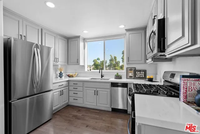 $1,199,000 | 3603 Dunn Drive, Unit 301, Los Angeles, CA 90034