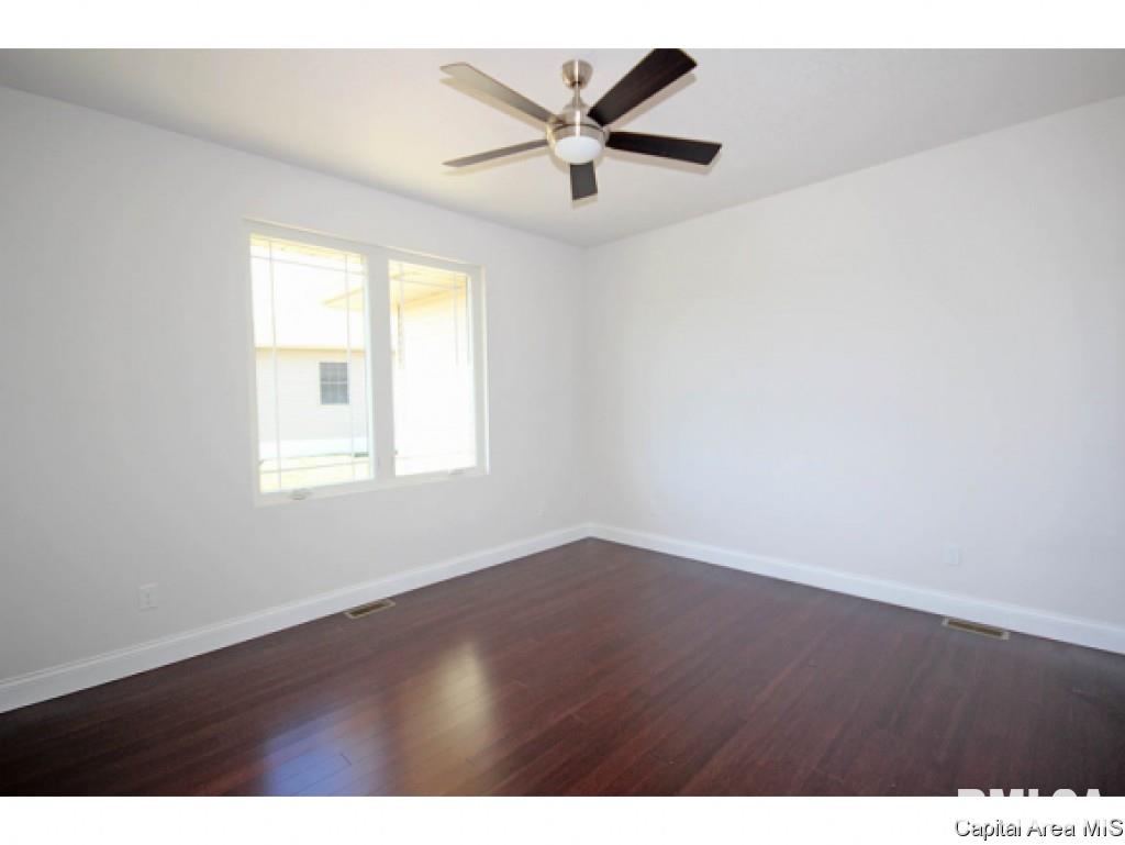 4300 Fiddlers Bend Springfield, IL 62711 - Photo 24 of 35
