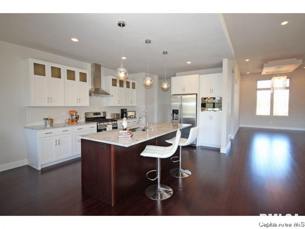 4300 Fiddlers Bend Springfield, IL 62711 - Photo 8 of 35