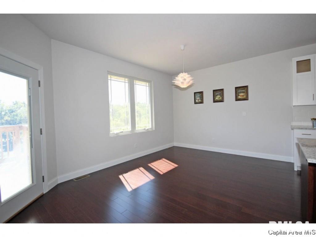 4300 Fiddlers Bend Springfield, IL 62711 - Photo 10 of 35
