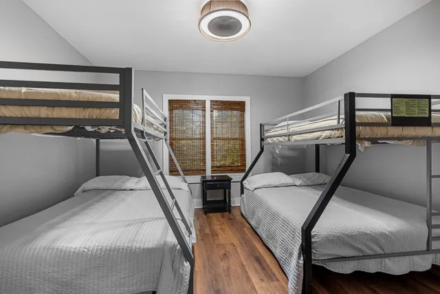 $799,900 | 3390 Fond Du Lac Road, Oshkosh, WI 54902