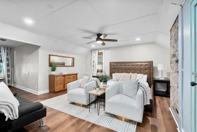 $799,900 | 3390 Fond Du Lac Road, Oshkosh, WI 54902