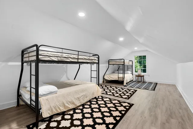 $799,900 | 3390 Fond Du Lac Road, Oshkosh, WI 54902