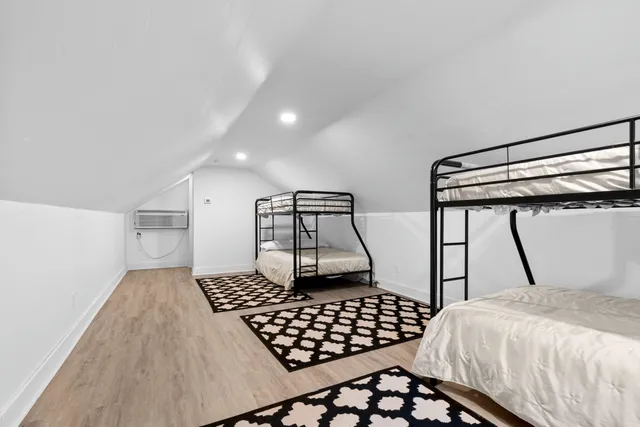 $799,900 | 3390 Fond Du Lac Road, Oshkosh, WI 54902