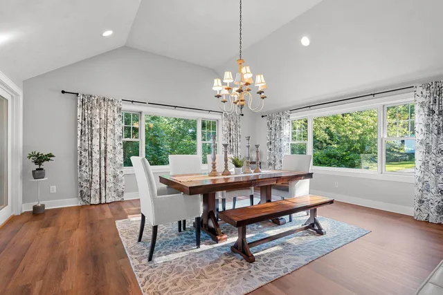 $799,900 | 3390 Fond Du Lac Road, Oshkosh, WI 54902