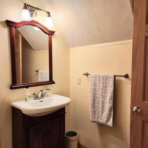 $495,000 | 21 Dublin Drive, Elmira, NY 14905