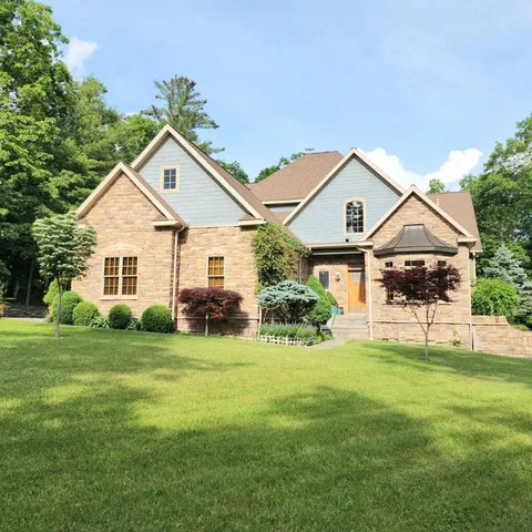 $495,000 | 21 Dublin Drive, Elmira, NY 14905