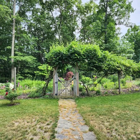 $495,000 | 21 Dublin Drive, Elmira, NY 14905