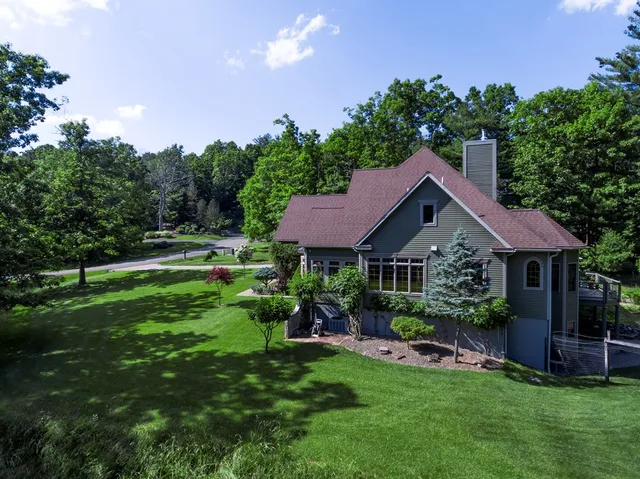 $495,000 | 21 Dublin Drive, Elmira, NY 14905