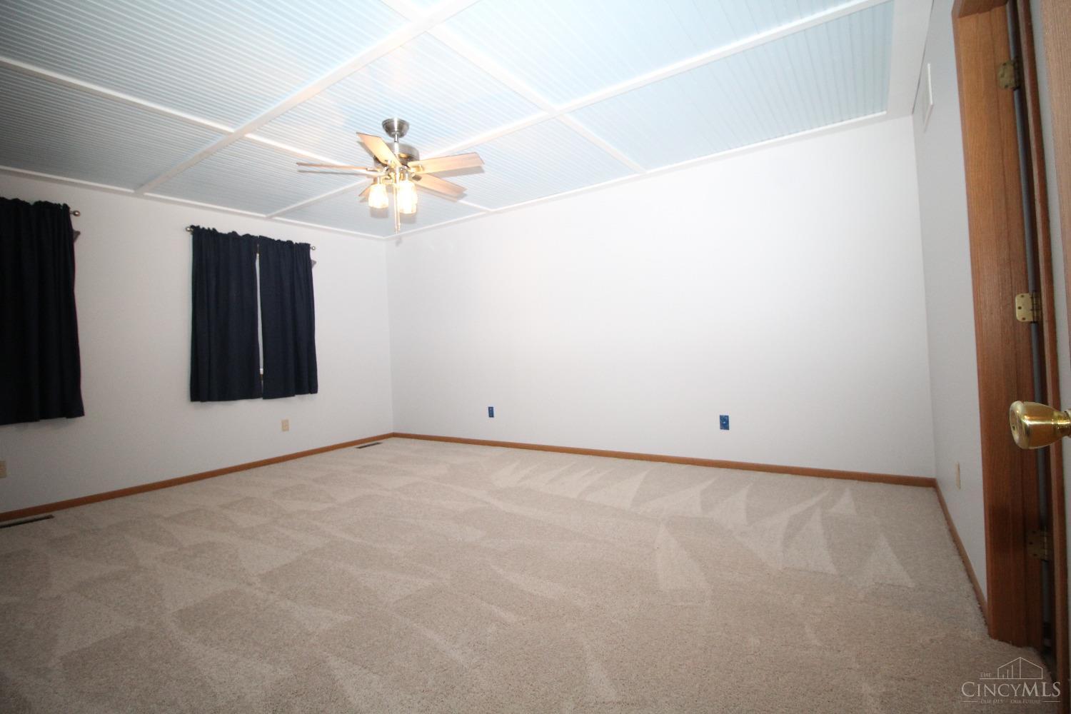 5372 Alert New London Road Hamilton, OH 45013 - Photo 8 of 21 Gallery Image 8
