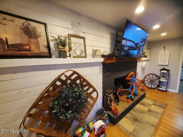 $280,000 | 987 Pleasant Grove Road, Winfield, TN 37892