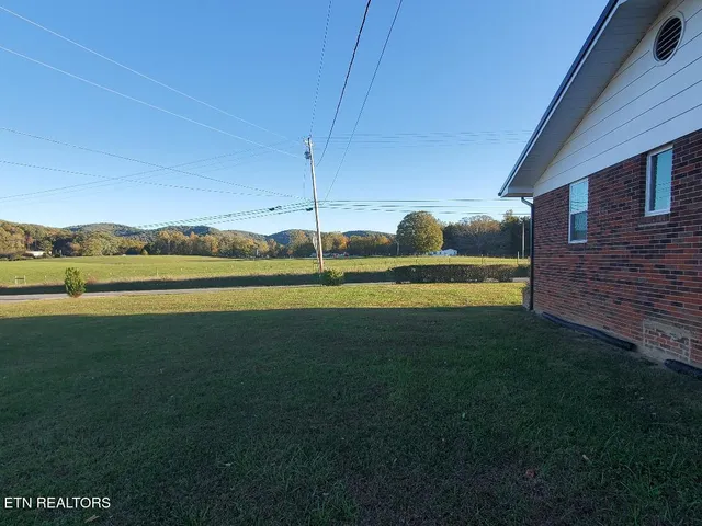 $280,000 | 987 Pleasant Grove Road, Winfield, TN 37892