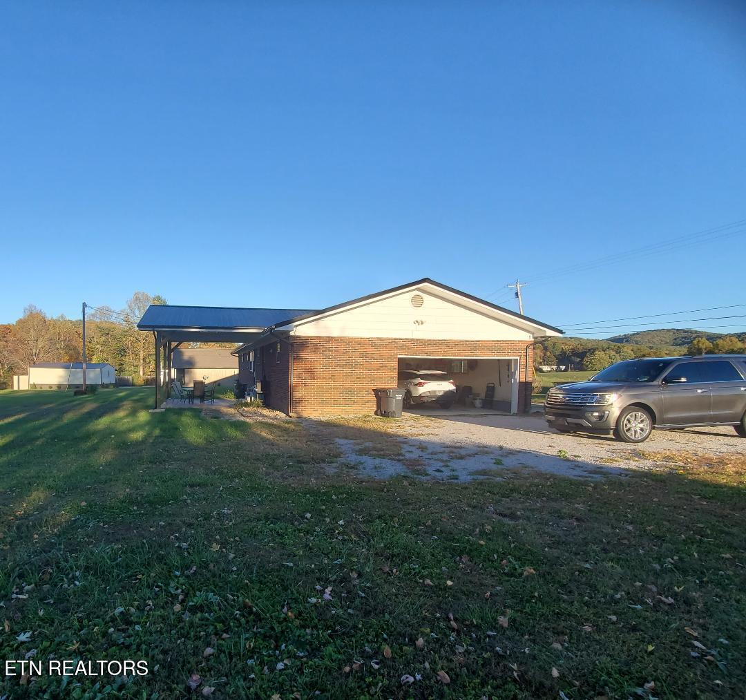 987 Pleasant Grove Road Winfield, TN 37892 - Photo 7 of 29 thumbnail (10)