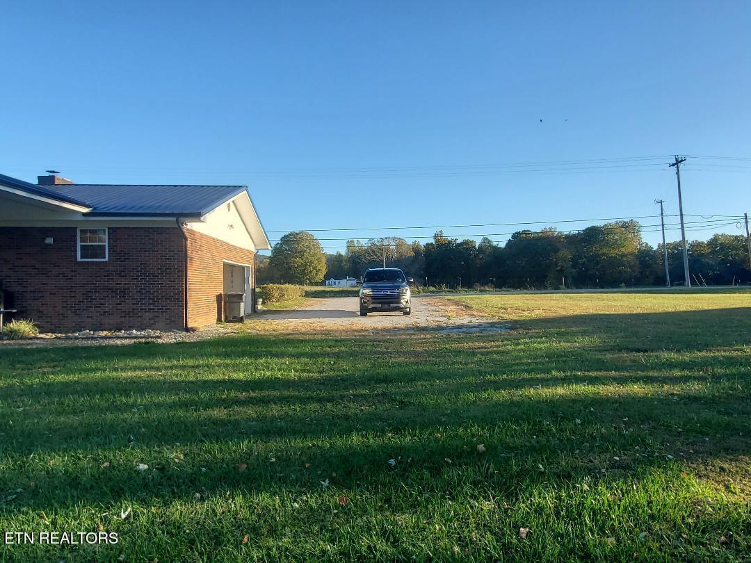 987 Pleasant Grove Road Winfield, TN 37892 - Photo 8 of 29 thumbnail (3)