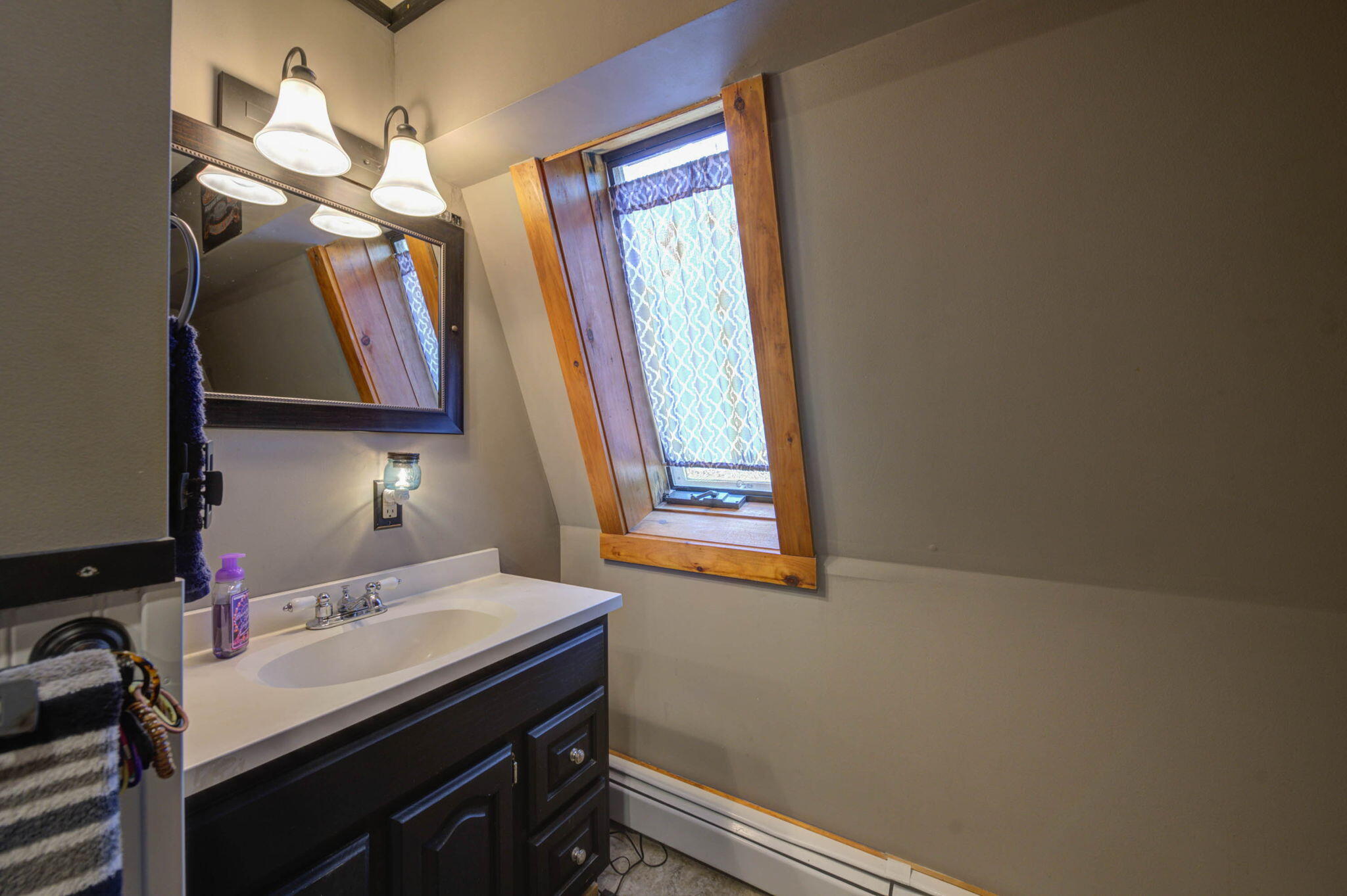 203 Paris Hill Road South Paris, ME 04281 - Photo 23 of 67 22-web-or-mls-pic-22