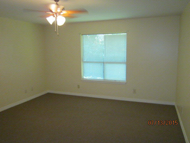 102 Windsor Court Daphne, AL 36526 - Photo 10 of 13 Master Bedroom2