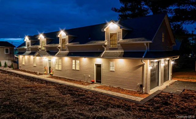 $689,000 | 4 Hawthorn Avenue, Warwick, NY 10990