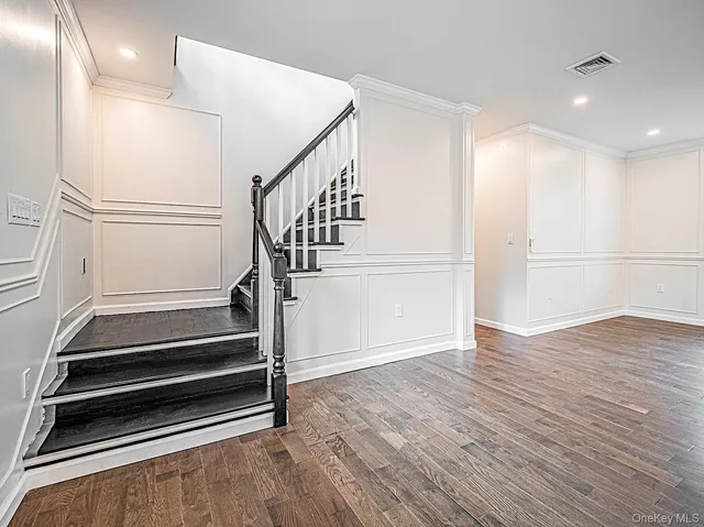 $689,000 | 4 Hawthorn Avenue, Warwick, NY 10990