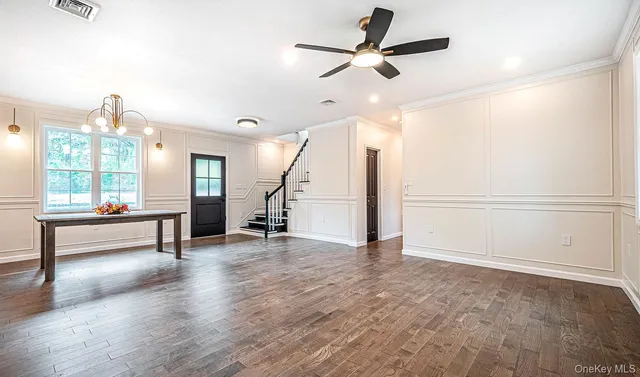 $689,000 | 4 Hawthorn Avenue, Warwick, NY 10990