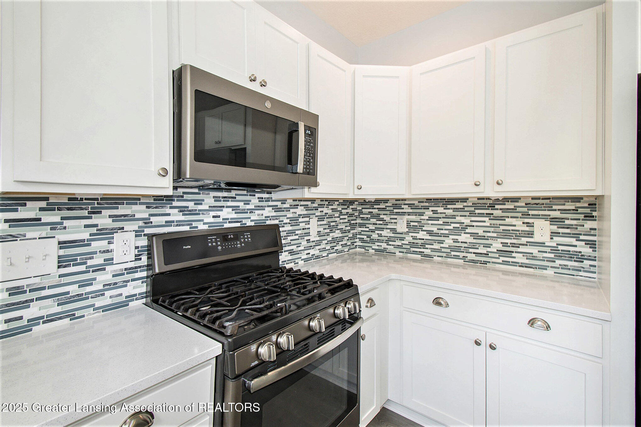 2005 West Herbison Road Dewitt, MI 48820 - Photo 18 of 45 2005 W Herbison. Kitchen