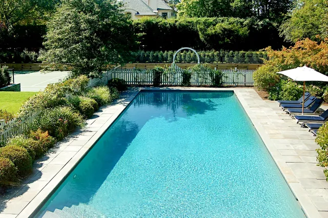 $250,000 | 223 Halsey Neck Lane, Southampton, NY 11968