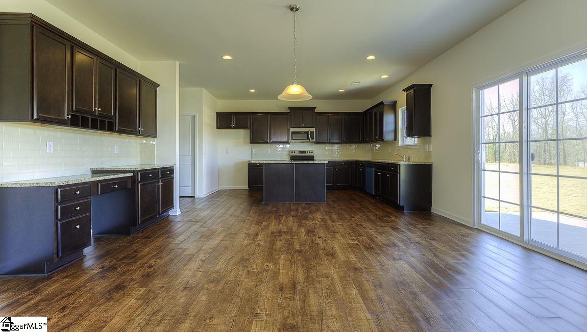 121 Lake Grove Road Simpsonville, SC 29681 - Photo 14 of 34 Gallery Image 14