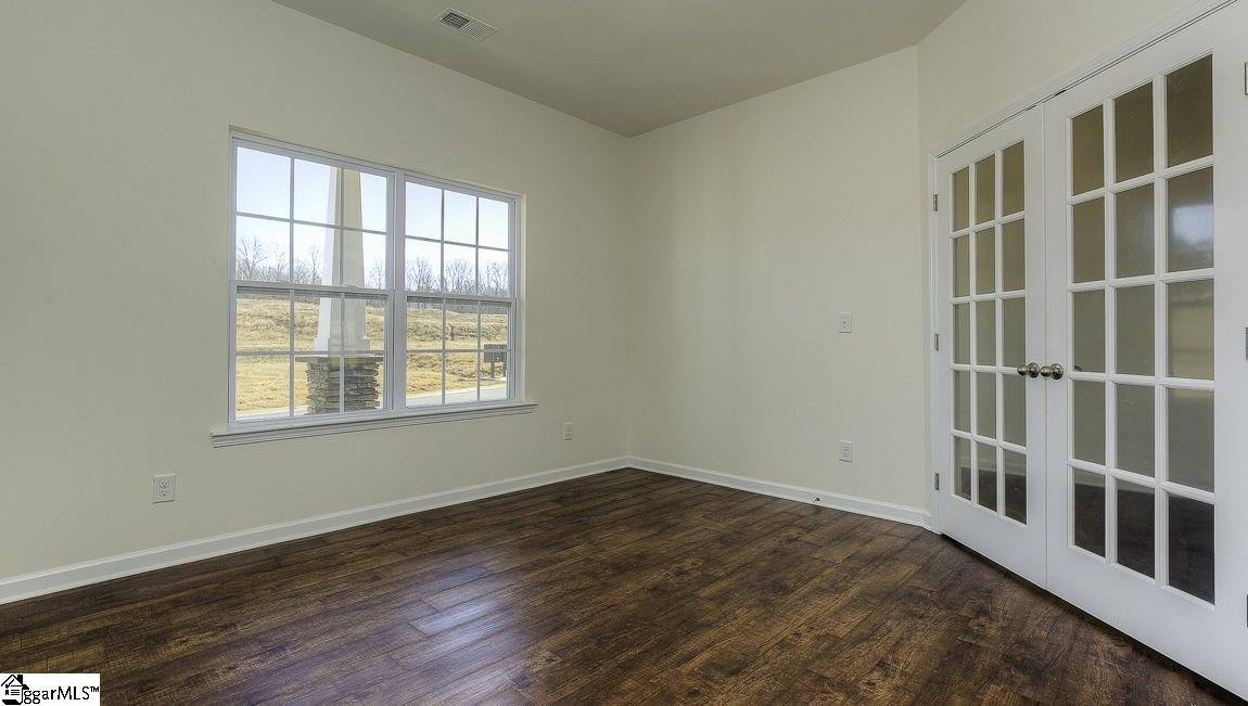 121 Lake Grove Road Simpsonville, SC 29681 - Photo 5 of 34 Gallery Image 5