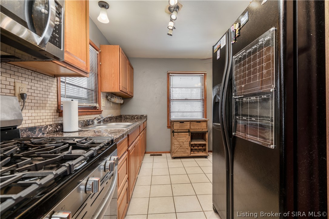 4324 Grant Line Road New Albany, IN 47150 - Photo 12 of 25 Gallery Image 12