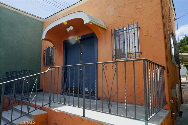 $5,300 | 1201 West Temple Street, Los Angeles, CA 90026