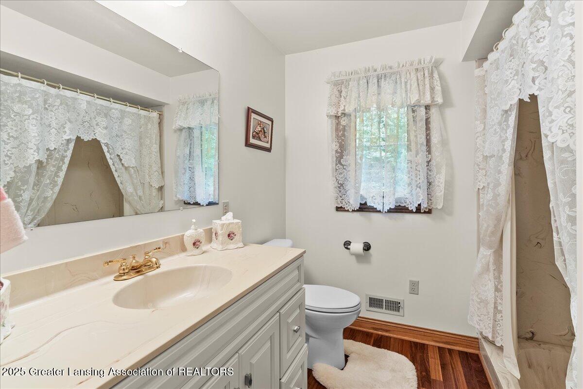 9550 Alward Road Laingsburg, MI 48848 - Photo 23 of 42 22-Media Jett - 16