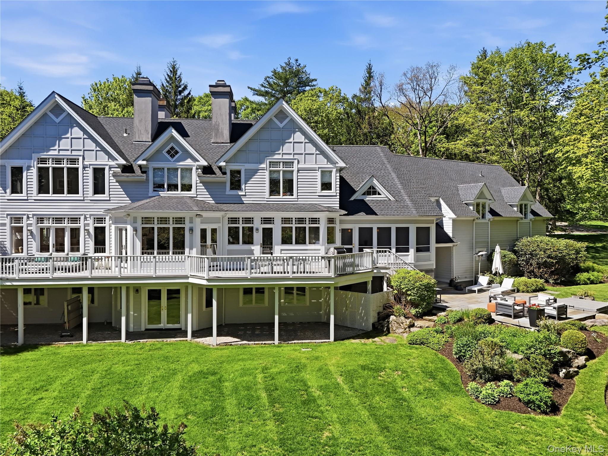 22 Petersville Road Mount Kisco, NY 10549 - Photo 5 of 47