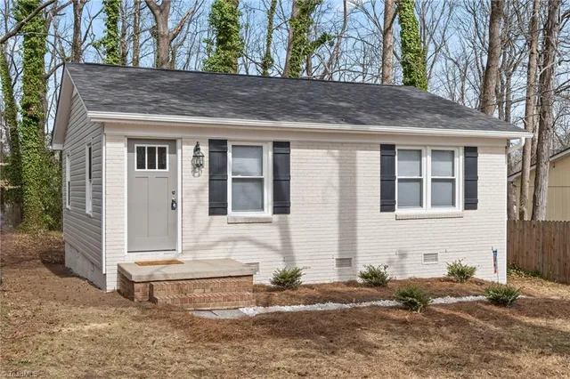 $179,500 | 417 Moffitt Drive, High Point, NC 27265