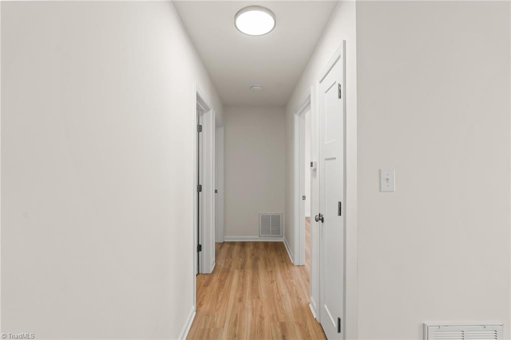 417 Moffitt Drive High Point, NC 27265 - Photo 15 of 28