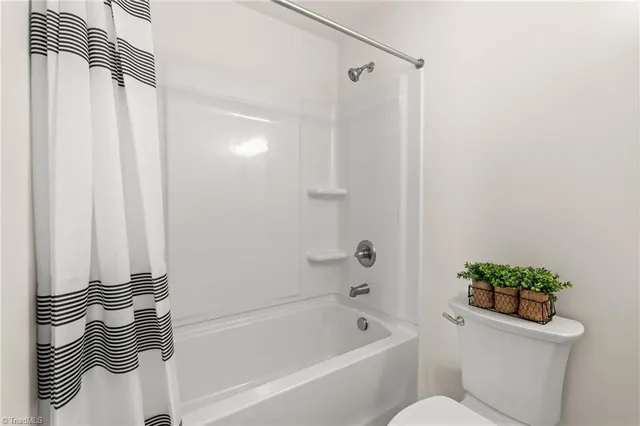 $179,500 | 417 Moffitt Drive, High Point, NC 27265