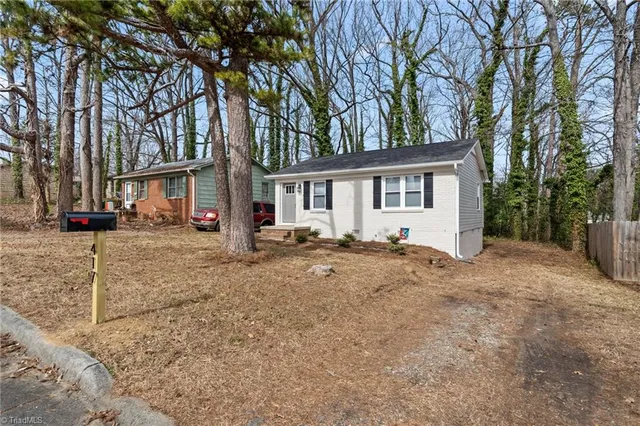 $179,500 | 417 Moffitt Drive, High Point, NC 27265