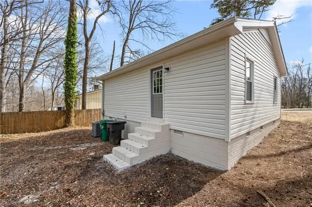 $179,500 | 417 Moffitt Drive, High Point, NC 27265