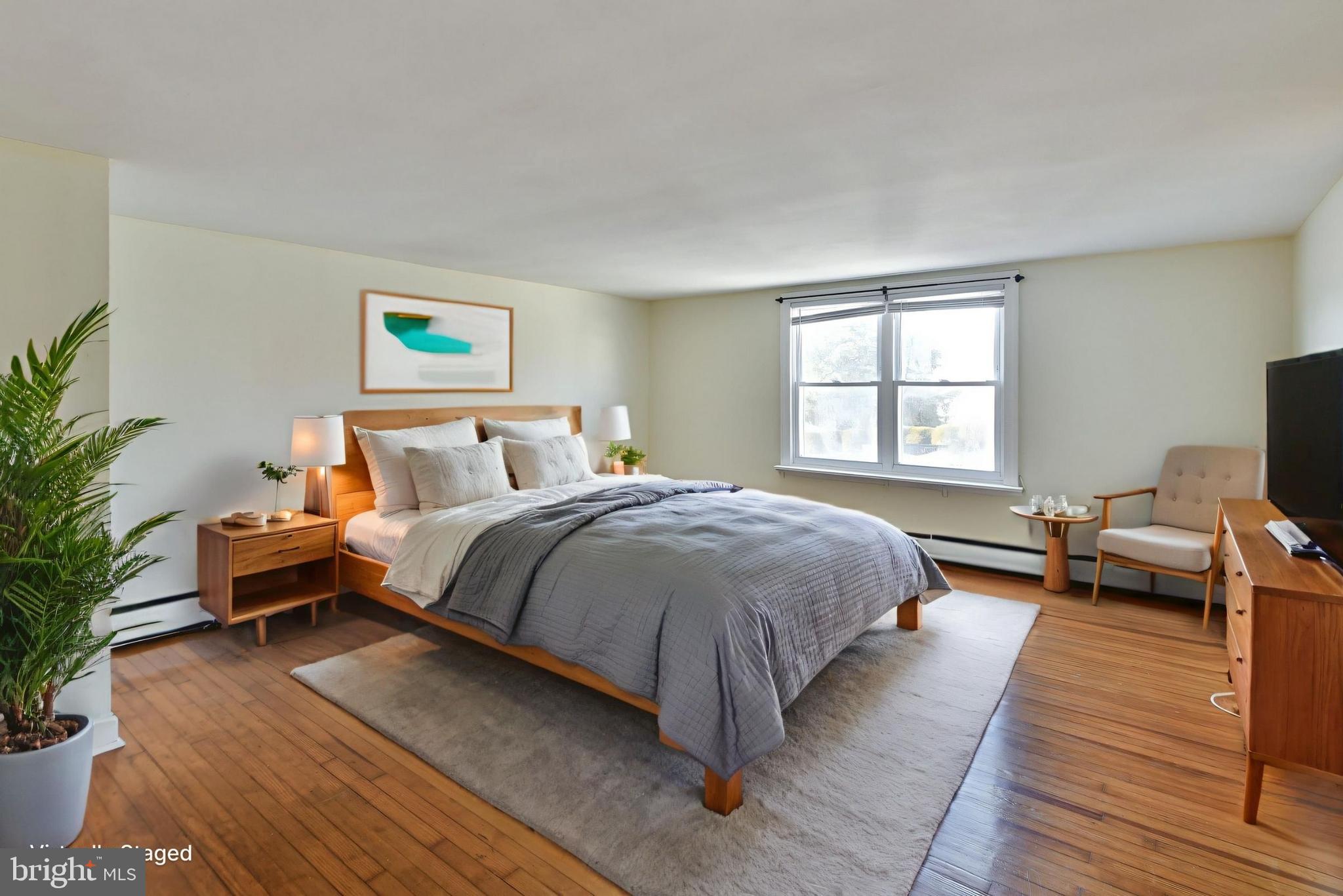 456 North Easton Road Glenside, PA 19038 - Photo 10 of 18 Spacious master bedroom with light-filled space