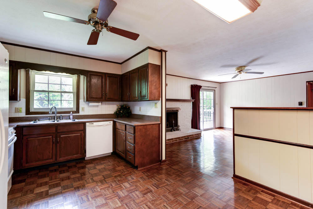 1001 Corning Road Knoxville, TN 37923 - Photo 8 of 24 + Perceptions (9)