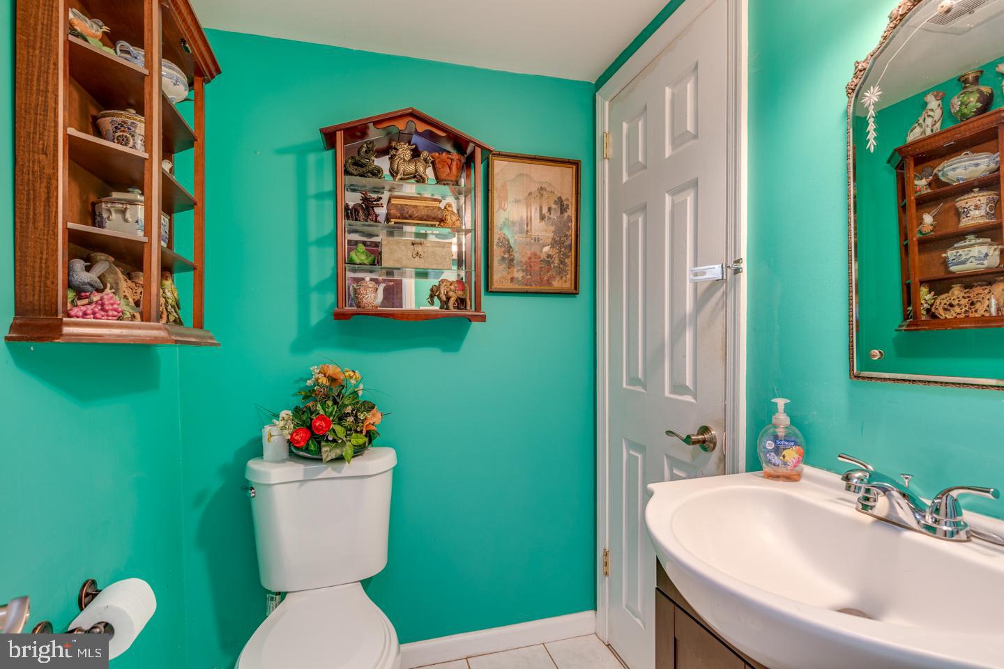 30 Cobblestone Road Cherry Hill, NJ 08003 - Photo 13 of 26 1/2 bath