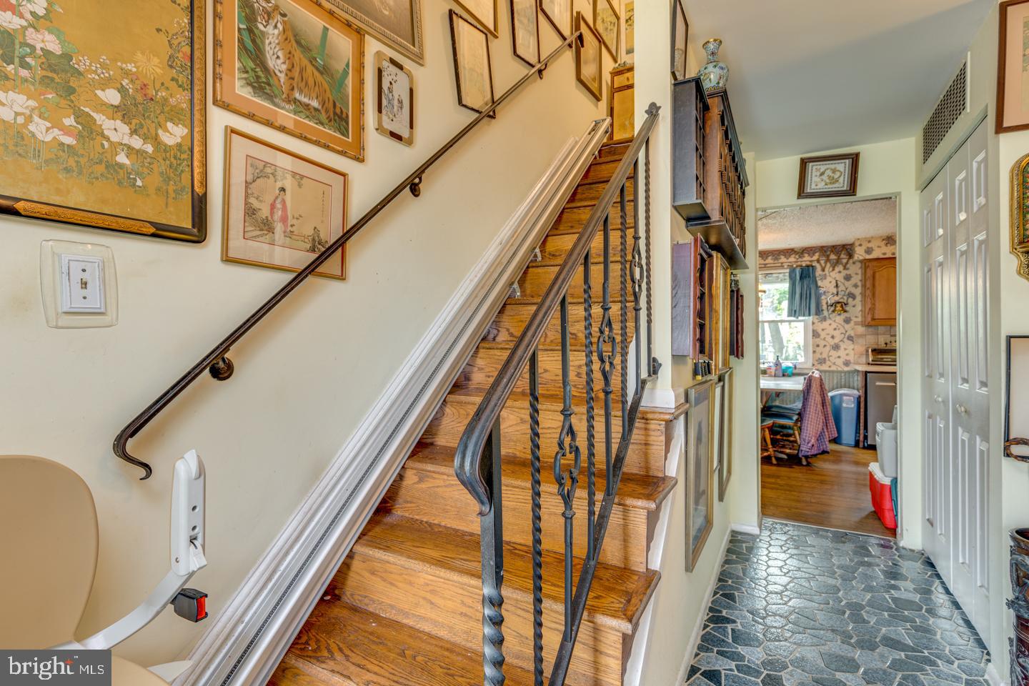 30 Cobblestone Road Cherry Hill, NJ 08003 - Photo 4 of 26