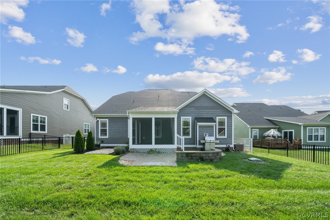 7004 Benhall Circle Glen Allen, VA 23059 - Photo 6 of 50 a front view of a house with a yard