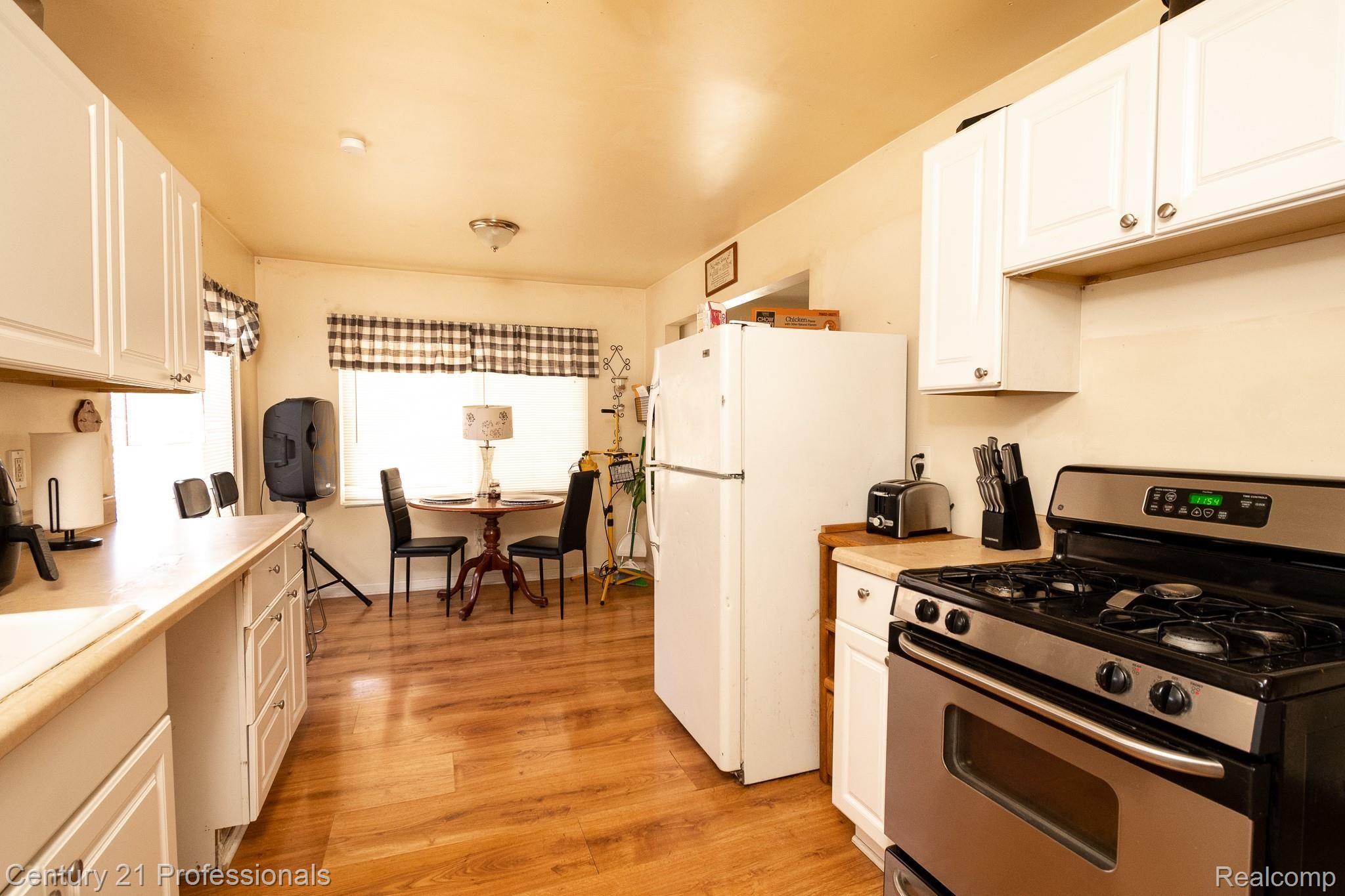 8672 Stephens Road Warren, MI 48089 - Photo 11 of 29 DSC_6731.jpg