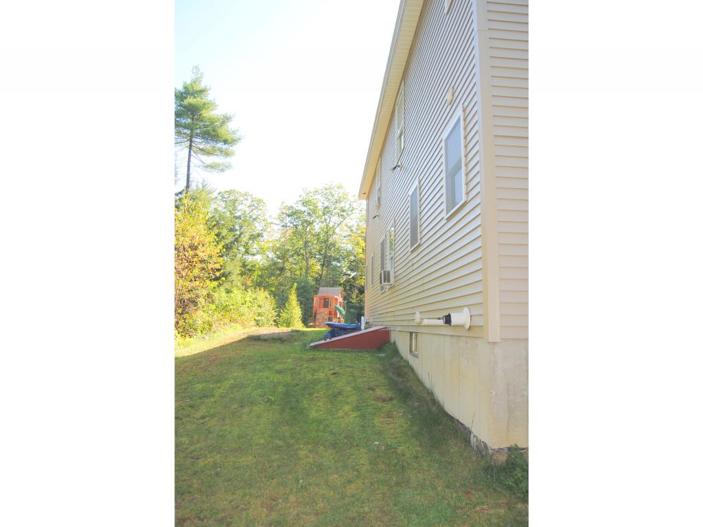 93 Cross Road Rochester, NH 03867 - Photo 15 of 15