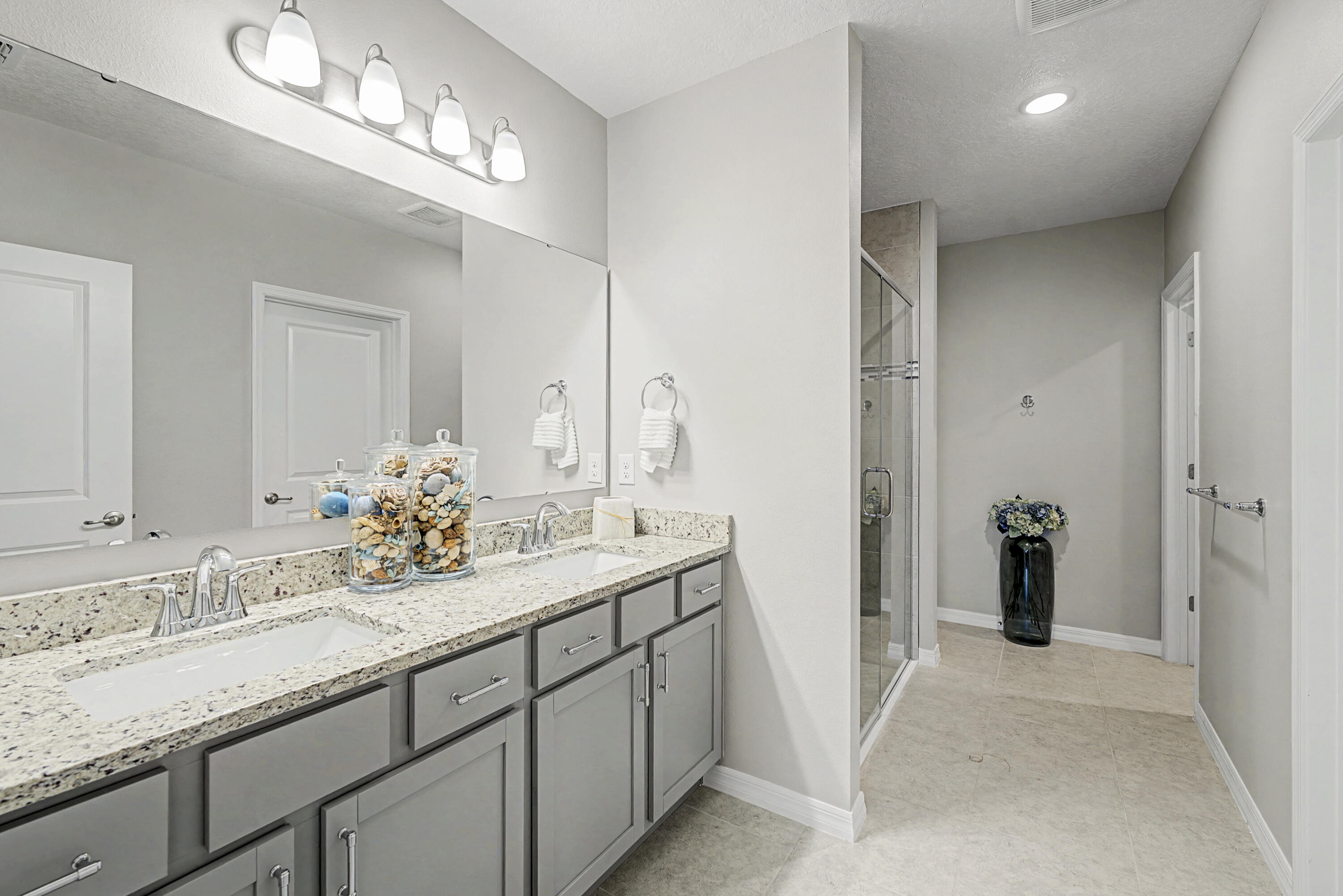 12574 Southwest Forli Way Port St. Lucie, FL 34987 - Photo 22 of 65 1 Floor Master Bath