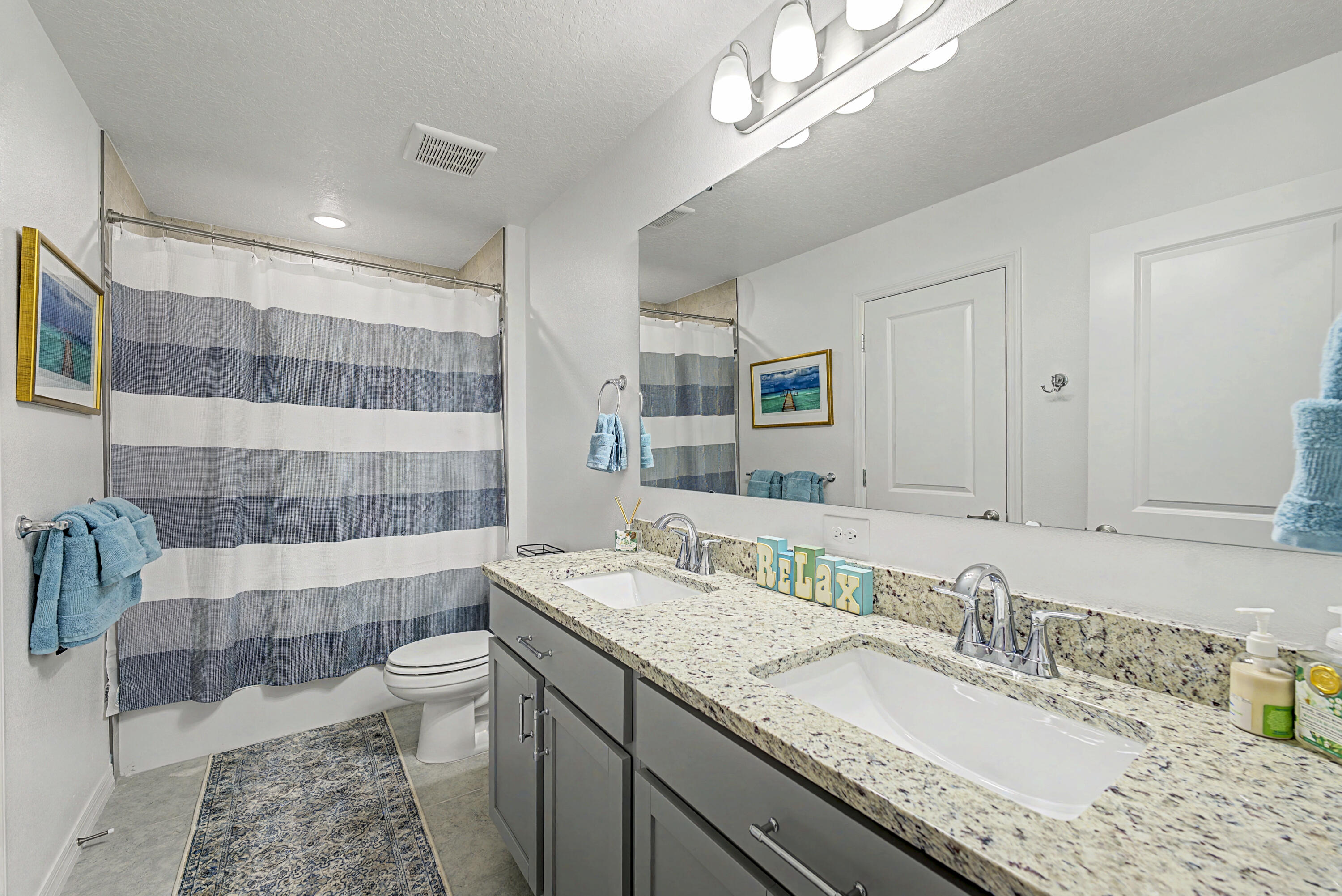 12574 Southwest Forli Way Port St. Lucie, FL 34987 - Photo 37 of 65 2nd Floor Full Bath w/Tub