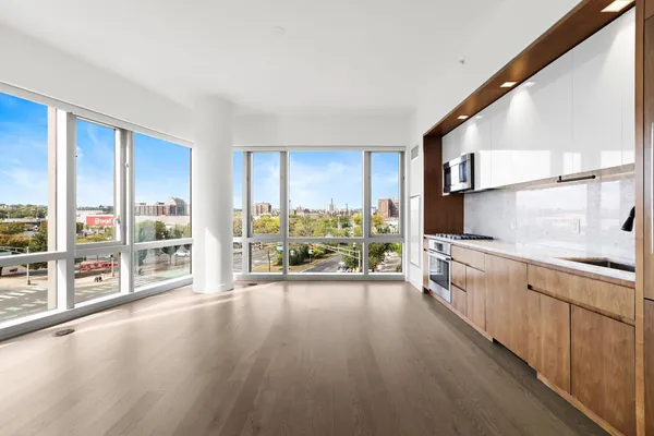 $1,080,000 | 75 Park Lane South, Unit 304, Jersey City, NJ 07310