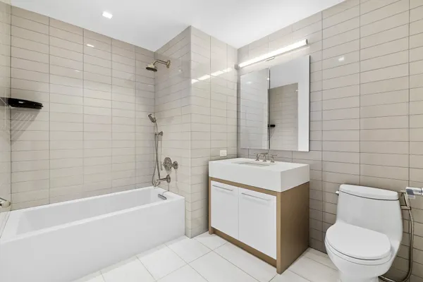 $1,080,000 | 75 Park Lane South, Unit 304, Jersey City, NJ 07310