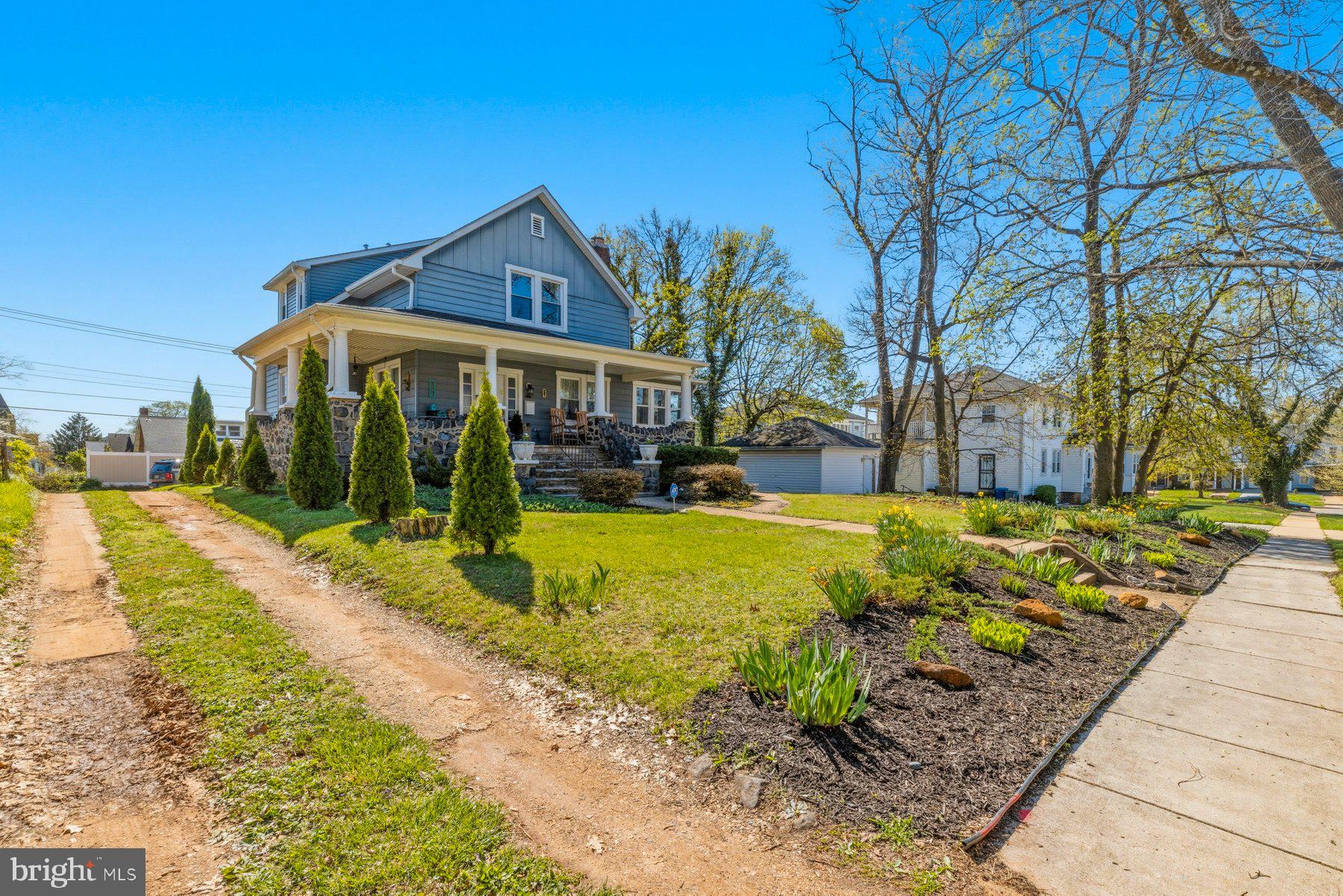 3401 Copley Road Baltimore, MD 21215 - Photo 3 of 9 Driveway to Garage