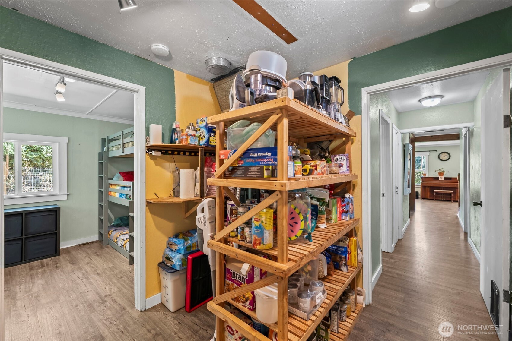 4229 Robinson Road Northeast Bremerton, WA 98310 - Photo 18 of 26 Gallery Image 18