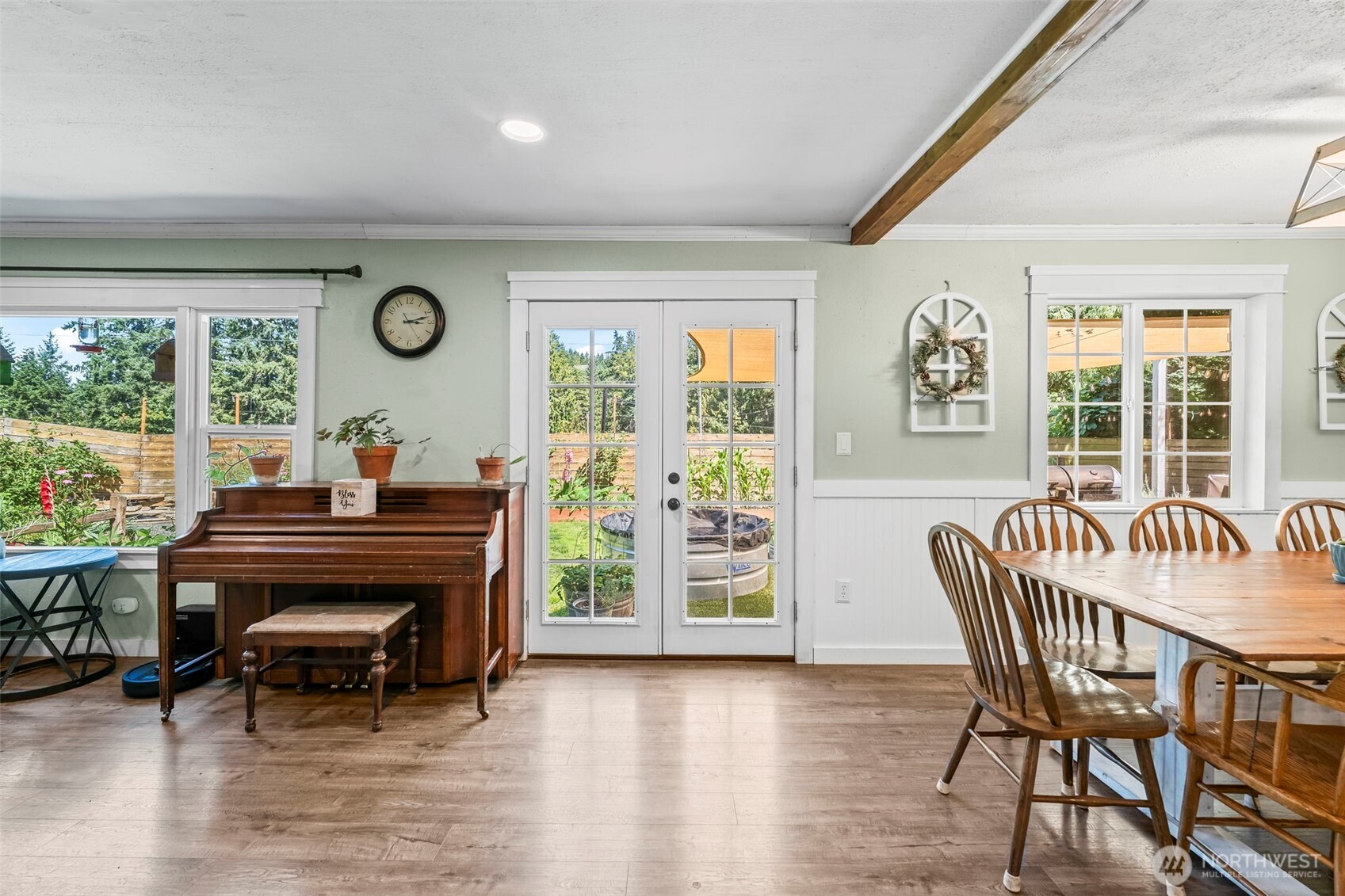 4229 Robinson Road Northeast Bremerton, WA 98310 - Photo 6 of 26 Gallery Image 6